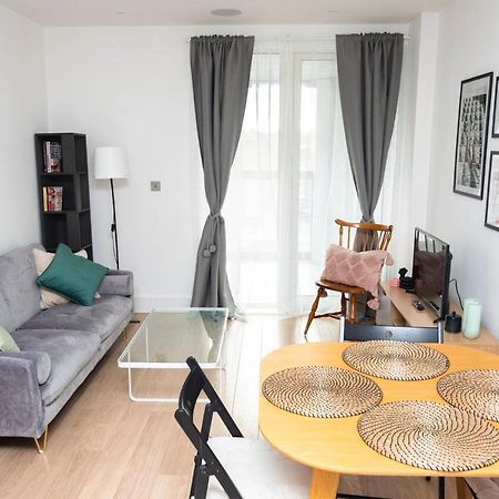 Modern Brixton Apartment London Exterior foto